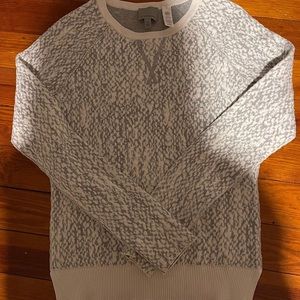 Grey/white Athleta sweater